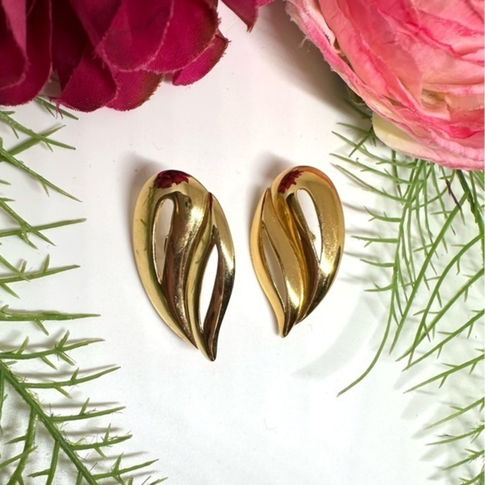VINTAGE⚜️MONET Golden Abstract Earrings